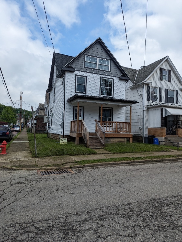 Building Photo - 530 W Brady St