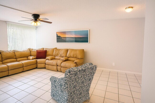 Building Photo - 200 172nd St