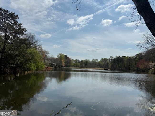 Building Photo - 4229 N Mountain Rd NE