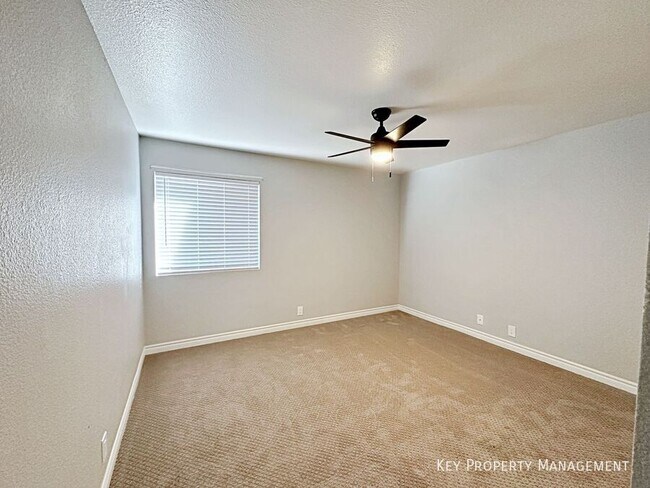 Building Photo - 5080 Indian River Dr