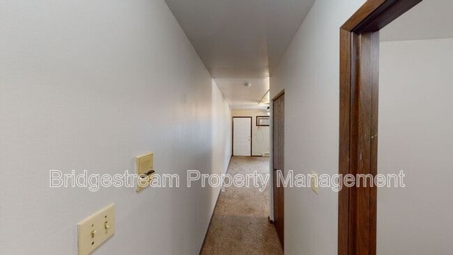 Building Photo - 7127 N Springboro Pike
