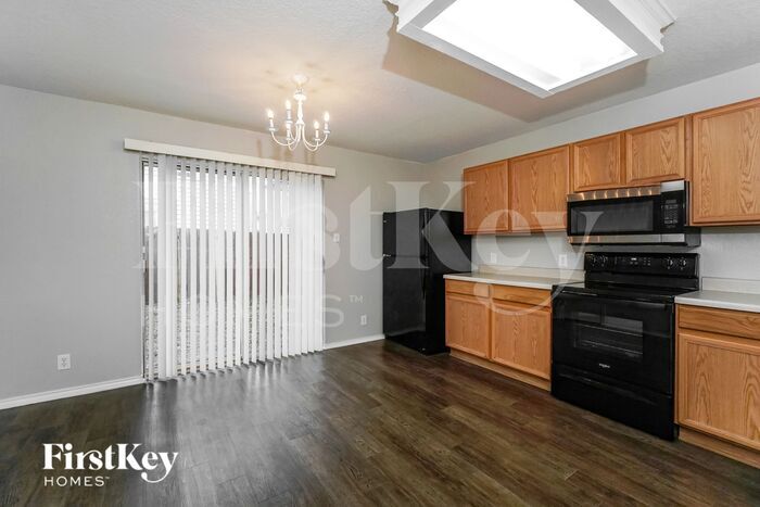 Building Photo - 118 Cindy Lou Dr