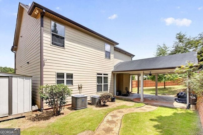 Building Photo - 2210 Apple Orchard Way