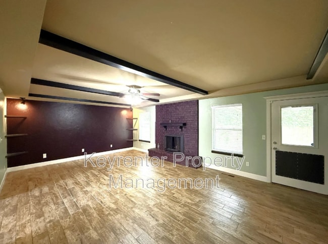 Building Photo - 5324 Eden Dr