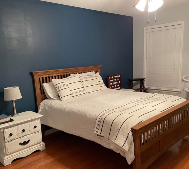 Building Photo - 225 Full Cir Dr