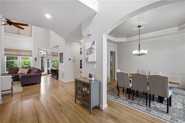 Building Photo - 3308 Fieldwood Dr SE