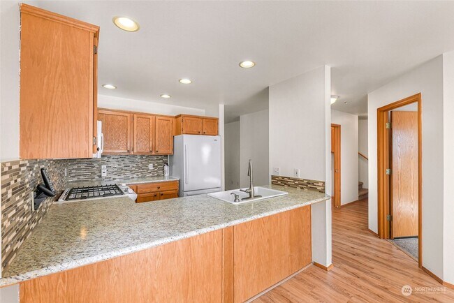 Building Photo - Beautiful 4 Bedroom Home in Ferndale!