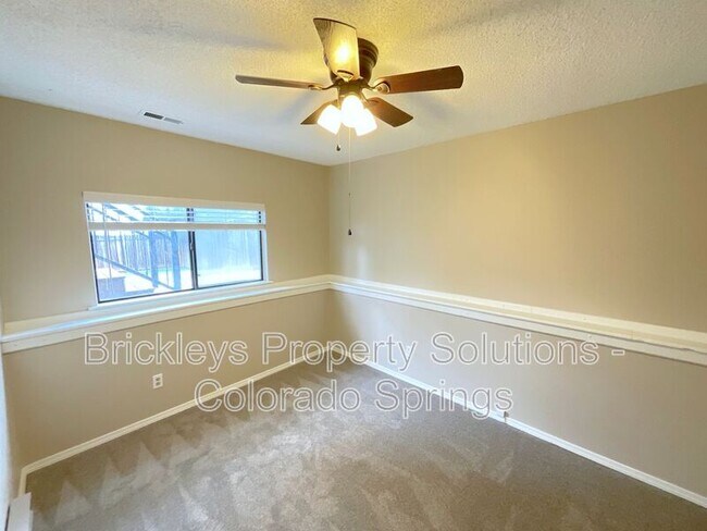 Building Photo - 8214 Steadman Dr