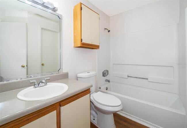 Building Photo - 627 Dory Ln