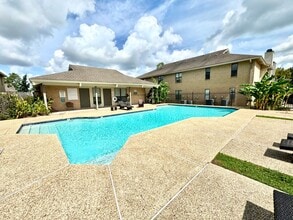 Building Photo - 5212 Butter Creek Ln