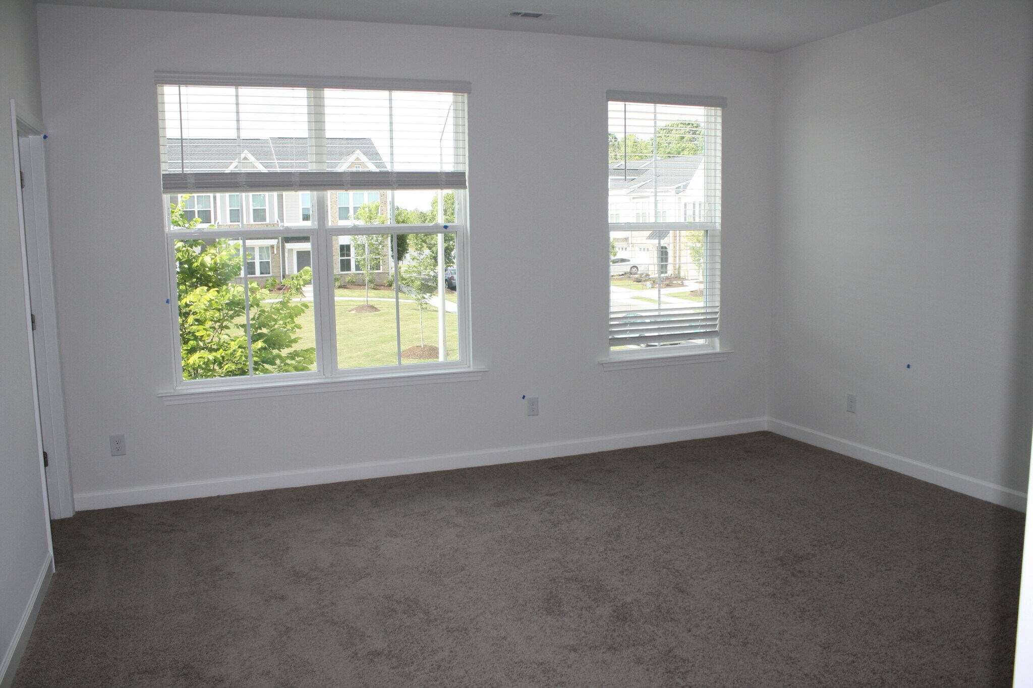 Building Photo - 7803 Flatrock Park Dr
