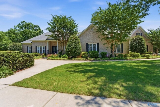 Building Photo - 2704 Hampton Cove Way SE