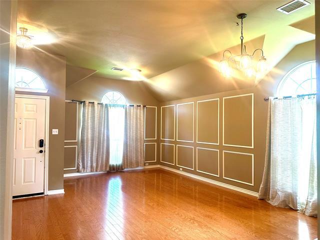 Building Photo - 1410 Oxford Dr