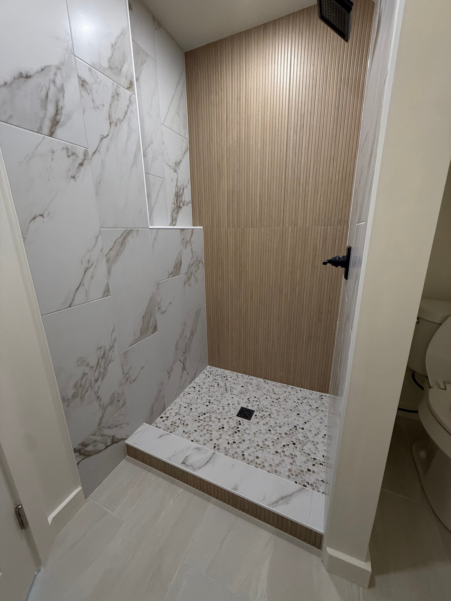 Building Photo - 125 S Minerva Ave