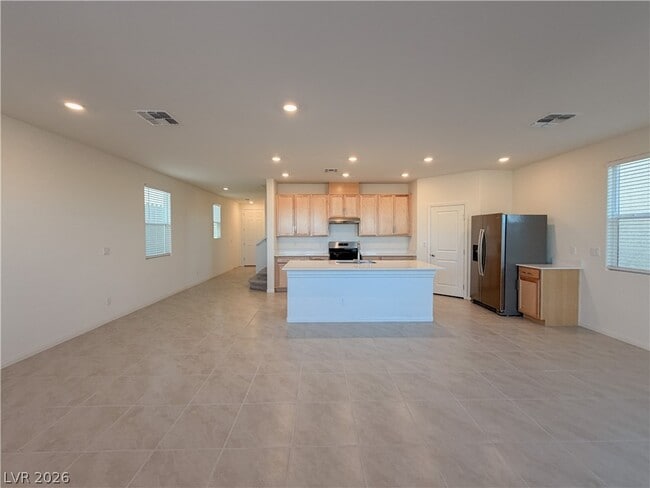 Building Photo - 6972 Dandelion Pk Ave