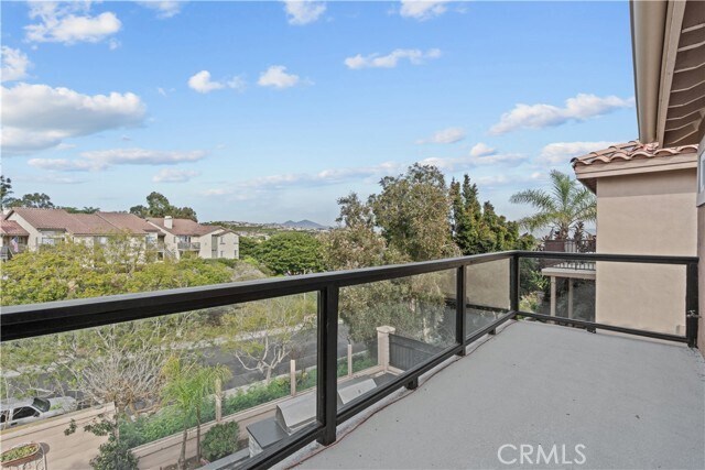 Building Photo - 22711 Las Brisas Cir