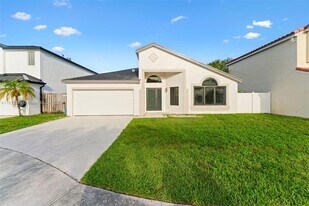 Building Photo - 9940 SW 155th Ave