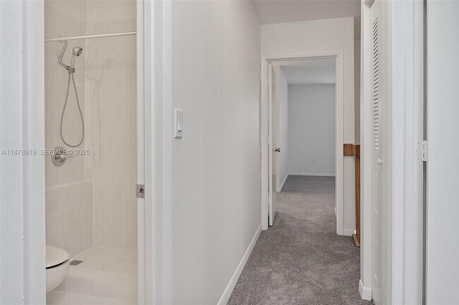 Building Photo - 11828 SW 100th St