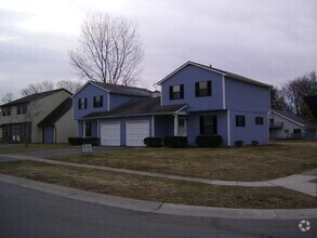 Building Photo - 6057-6059 Red Oak