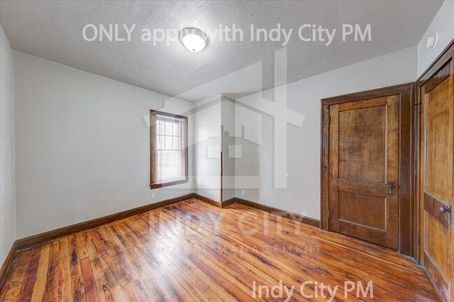 Building Photo - 953 N Linwood Ave