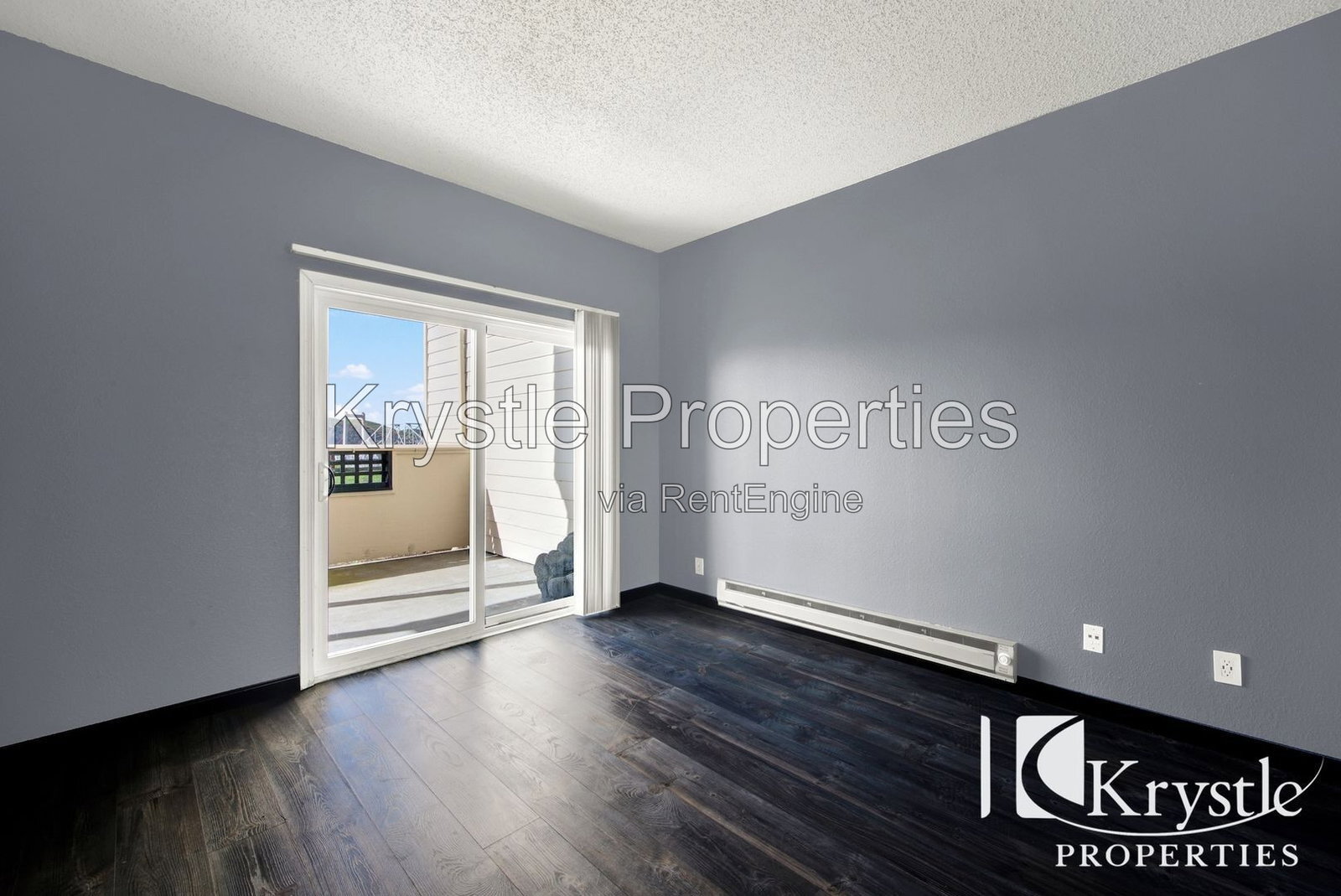 Building Photo - 1201 Glen Cove Pkwy