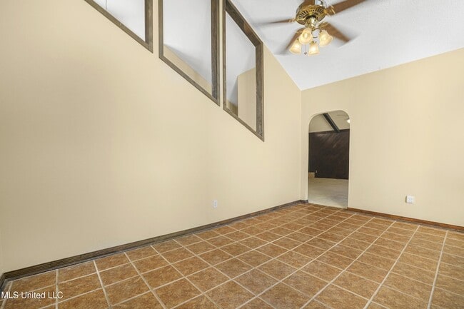 Building Photo - 4409 Shadow Wood Cir