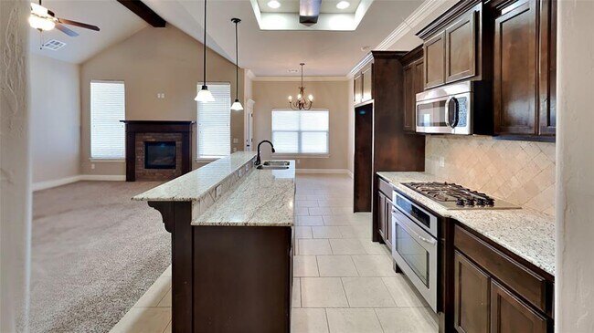 Building Photo - 3101 San Juan Trails