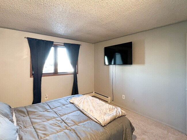 Building Photo - 201 Barrow St