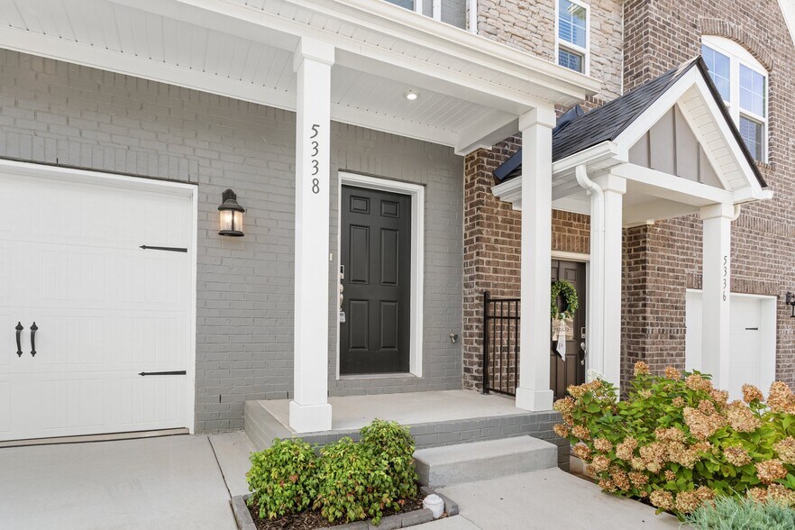 Building Photo - 5338 Bellflower Hls