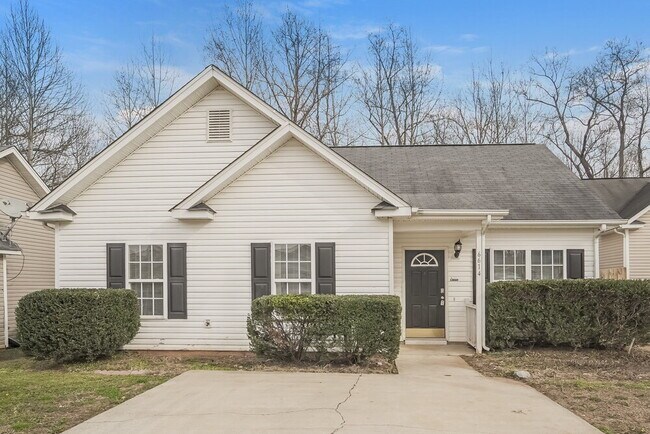 Building Photo - 6614 Hampton Way Dr
