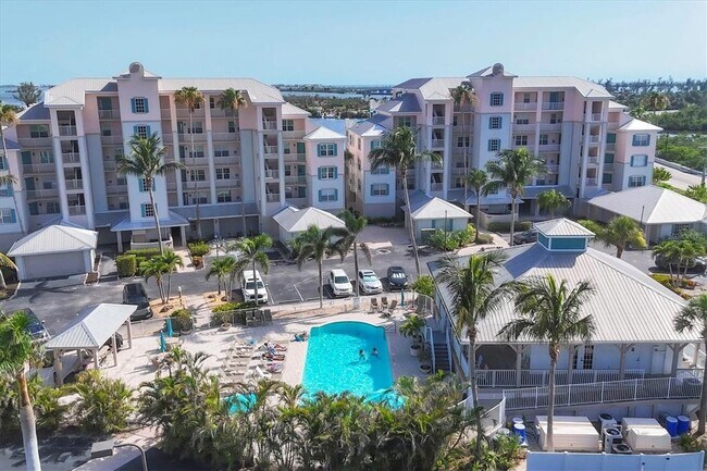 Building Photo - 13513 Gasparilla Rd