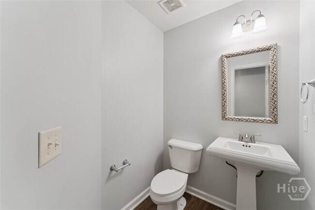 Building Photo - 161 Marshview Dr