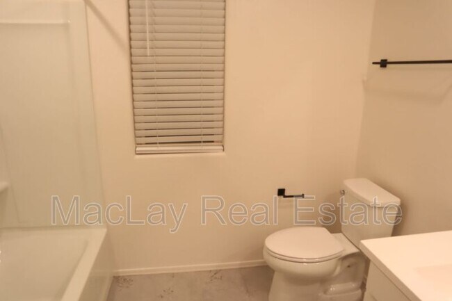 Building Photo - 2783 N Mulberry Pl