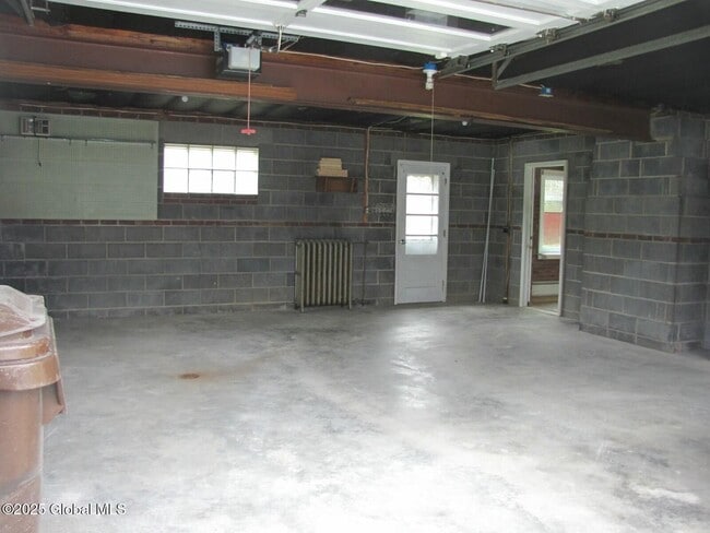 Building Photo - 191 Helderberg Pkwy