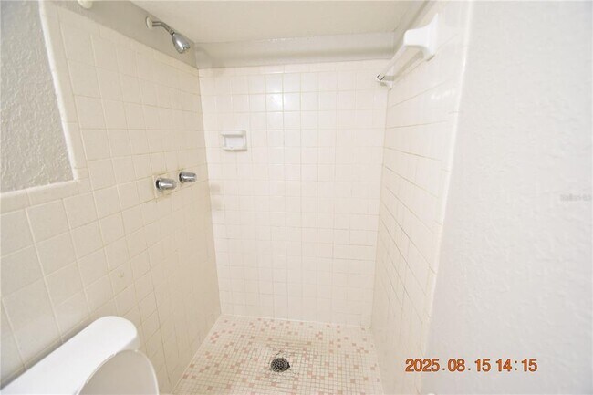 Building Photo - 3008 E 27th Ave