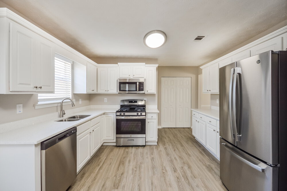 Building Photo - 95 N Greenfield Cir