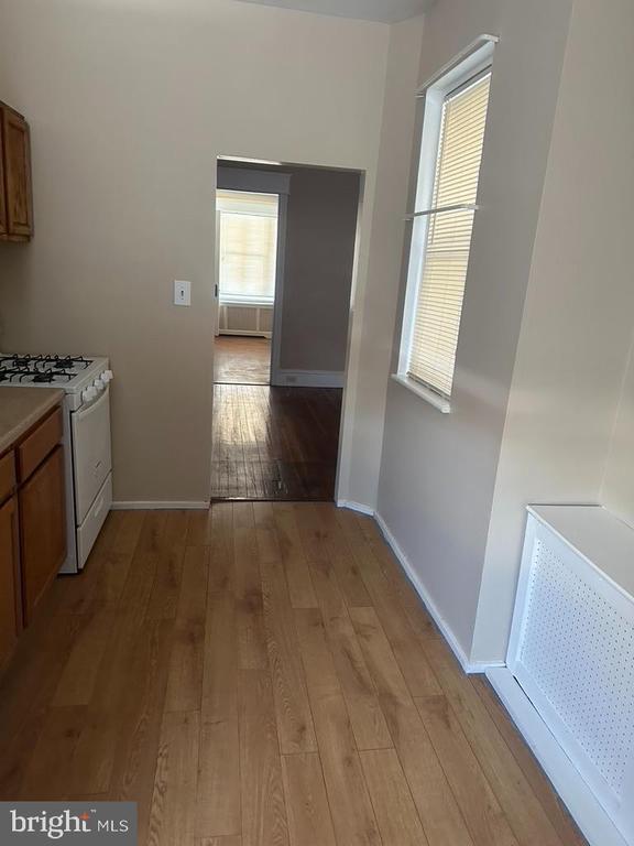 Building Photo - 5608 N Mascher St