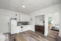 Building Photo - 928 Dorchester Ave