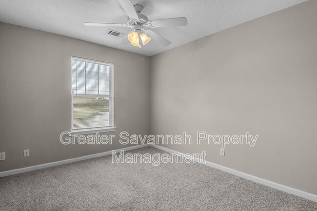 Building Photo - 125 Ventura Pl