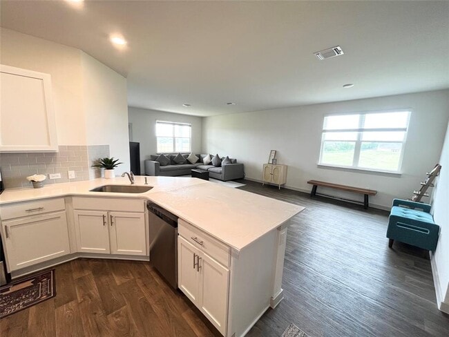 Building Photo - 627 Concho River Dr