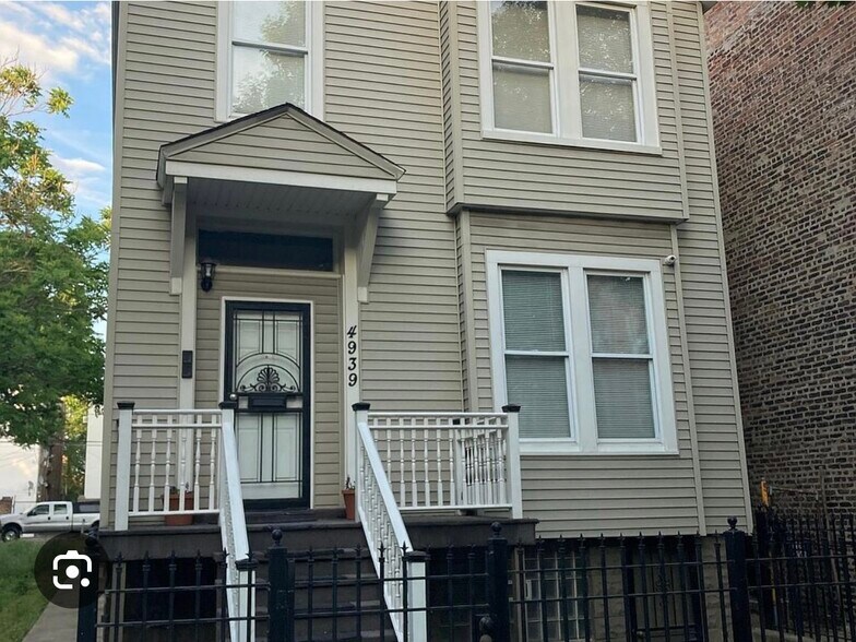 Primary Photo - 4939 S Wabash Ave