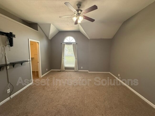 Building Photo - 21607 W 51st St