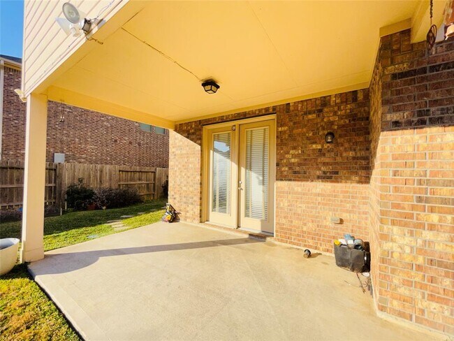 Building Photo - 27703 Sass Fields Ct