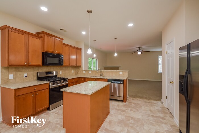 Building Photo - 30 Wellstone Pl