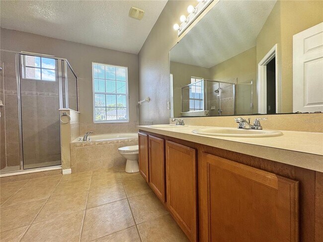 Building Photo - 806 Palermo Ct