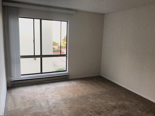 Building Photo - 1550 Frontera Way
