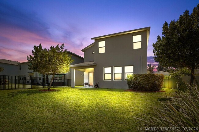Building Photo - 1826 Lake Cove Dr