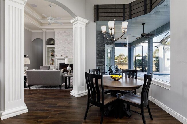 Building Photo - 10605 Midview Terrace