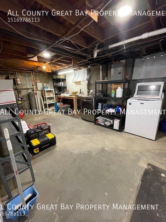 Building Photo - 40 Lambert Ave
