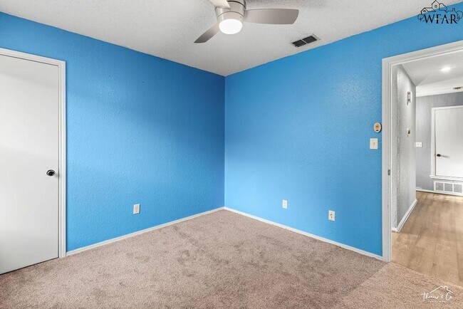 Building Photo - 1 McNabb Cir